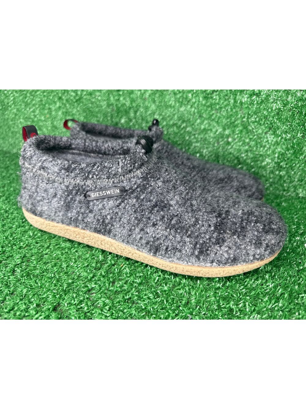 Giesswein Vent Slippers Men’s EU 41 US 8 Anthracite Marine Slip-On Wool Shoes